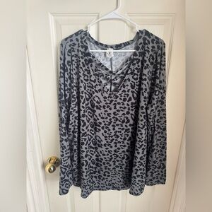 Boutique Sew In Love top